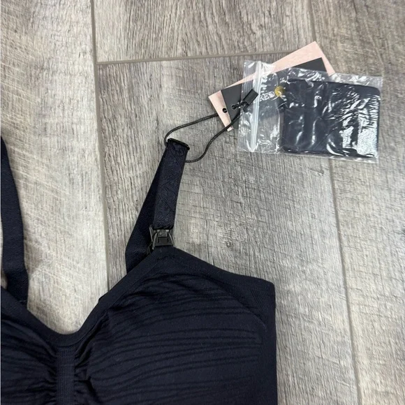 Kindered Bravely‎ Black Nursing Bra - Picture 3 of 13